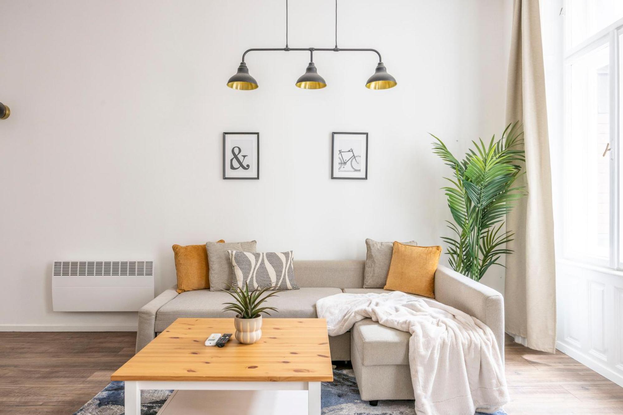 Charming & Cozy Central 1Bedrm Suites Budapest Esterno foto